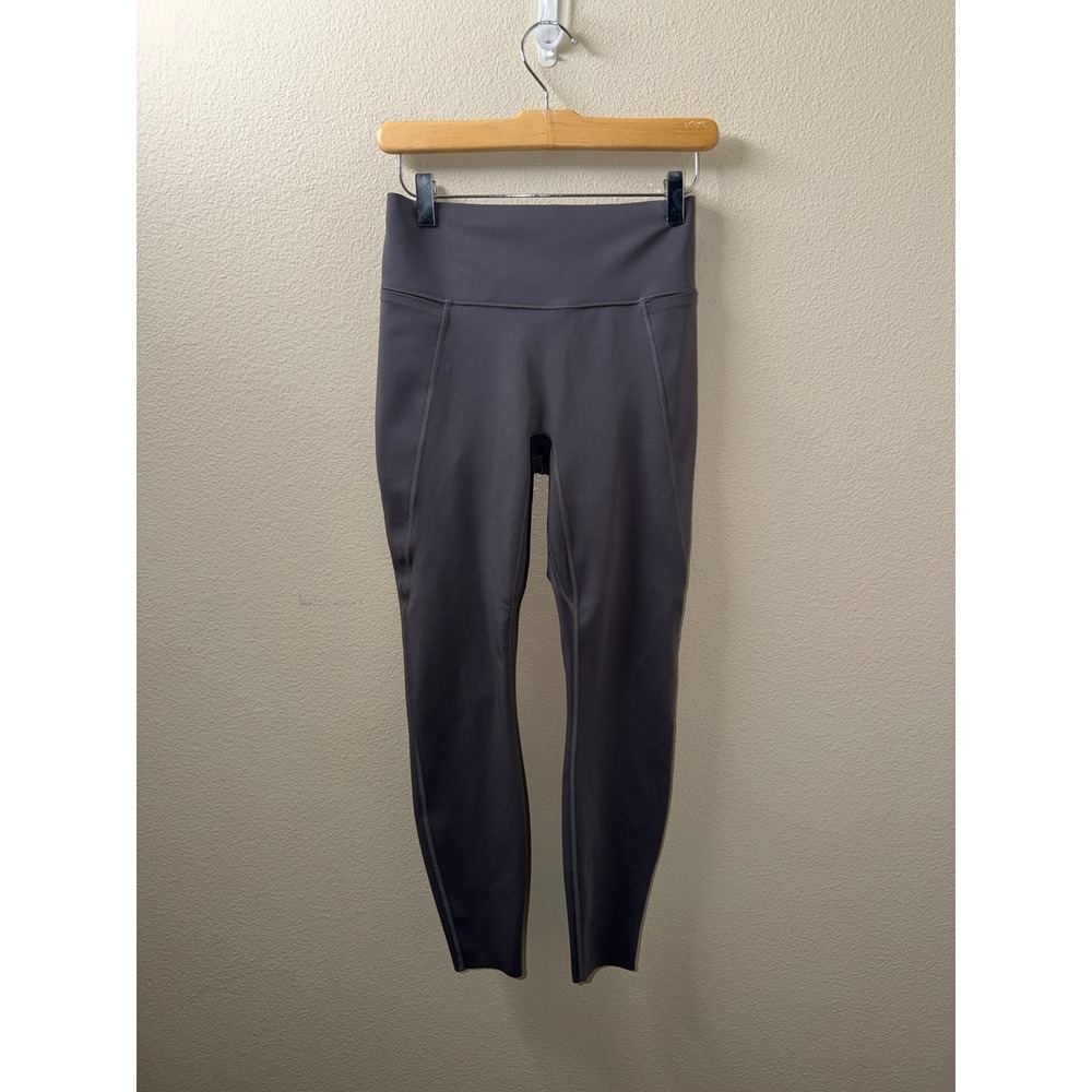 Women's Nike Universa Leggings Size Small